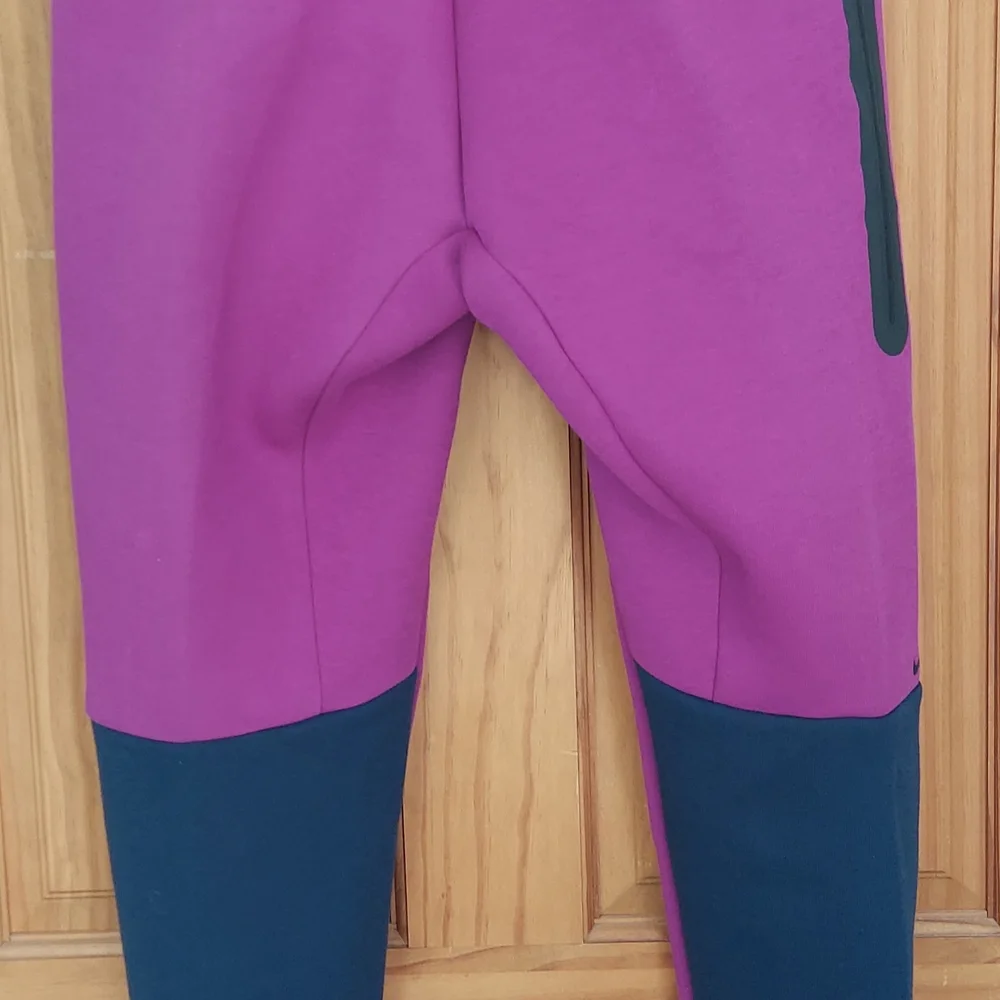 Girls Nike Purple and Blue Patchwork Joggers Youth Girls Size L NWT Streetwear